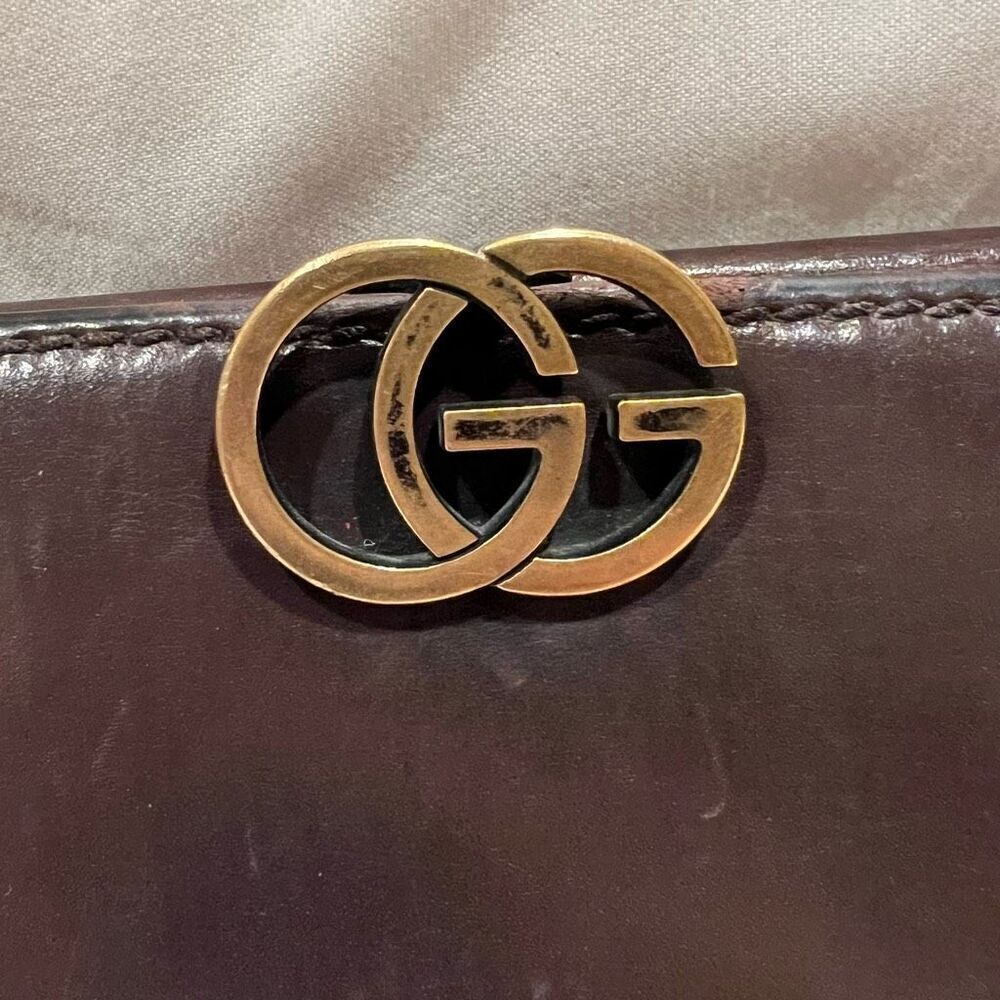 Vintage Gucci Smooth Leather Long Wallet Unique Clasp Made in Italy GG - Picture 8 of 16